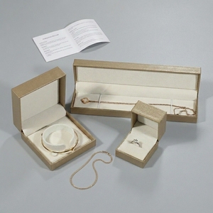 Caja de Regalo de Lujo para Collar con Textura Dorada Champán, Elegante Empaque de Joyería de Papel de Lino para Anillo, Pulsera, Colgante - Product Image 1
