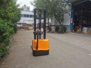 Professionele <span class=keywords><strong>1500Kg</strong></span> 2000Kg Elektrische Werkplaats <span class=keywords><strong>Trolley</strong></span> Volledige Elektrische Walkie <span class=keywords><strong>Pallet</strong></span> Stapelaar Met Heftruck Bijlagen - Product Image 4