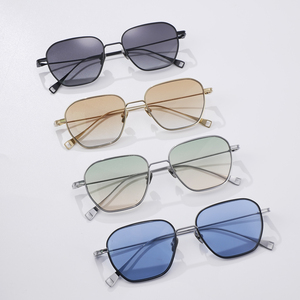 Gafas de Sol de Piloto con Marco Metálico Delgado, Unisex, Lentes Degradadas, Estilo Urbano, Venta al Por Mayor, Logotipo Personalizado - Product Image 2