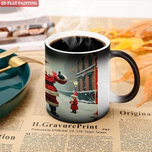 Mug en céramique sensible à la chaleur 11oz Noir givré avec motif de Père Noël pour Noël, idéal comme cadeau - Product Image 5