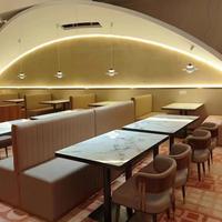 Vente en gros de meubles de restaurant modernes, canapés, chaises de salle à manger en métal, ensembles de tables et de banquettes pour cafés et fast-foods