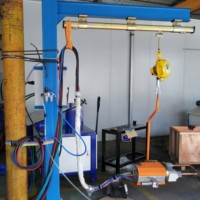 Soudeuse par points à suspension en alliage d'aluminium moulé avec système pneumatique pour la soudure de pièces automobiles