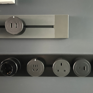 En Oferta: Enchufe de Pared Oculto <span class=keywords><strong>EUROB</strong></span> para Escritorio, Ahorra Espacio, Aspecto Elegante, Puertos USB-A y Tipo-C, 25A, Aleación de Aluminio, IP20, para Oficina y Hogar - Product Image 1