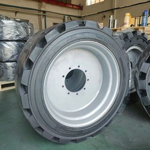 Neumático Sólido para Plataforma Elevadora Aérea, para Genie Boom Z45, Z45-25, Z45DC, Z34, 250-15, 9-14.5, 355/55D625, 315/55D20, con Rin - Product Image 2