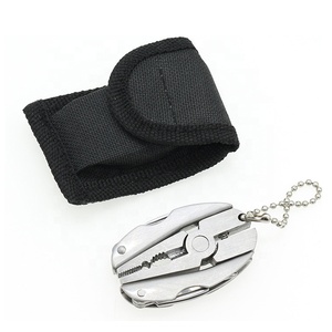 Pinza Multiuso Tascabile in Acciaio Inossidabile con Catena a Sfera, Misure Metriche, con Denti Seghettati, Disponibile a Magazzino - Product Image 4