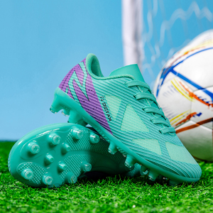 <span class=keywords><strong>Scarpe</strong></span> <span class=keywords><strong>da</strong></span> calcio personalizzabili ad alte prestazioni <span class=keywords><strong>per</strong></span> <span class=keywords><strong>bambini</strong></span> Unisex Indoor All Winter Training Summer Competition OEM/ODM Product - Product Image 1