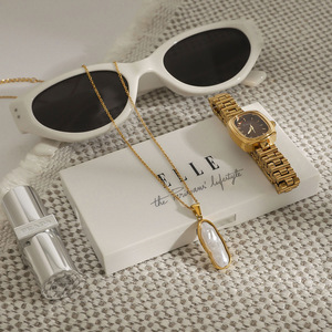 Collar con Colgante de Perla, Chapado en Oro de 18k, Engaste de Resina, Solitario, para Uso Diario - Product Image 3