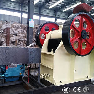 Concasseur à mâchoires Diesel Pe250x400 avec crible, capacité de 20 tonnes par heure, petit concasseur à mâchoires pour pierres et roches - Product Image 3