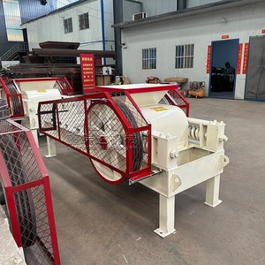 Concasseur à double rouleau robuste pour granit, galets de rivière, schiste, <span class=keywords><strong>marbre</strong></span>, bauxite, feldspath et machine de fabrication de sable - Product Image 2