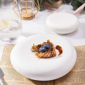 Yaratıcı sofra batı gıda fransız gıda tabağı beyaz yuvarlak seramik tabak otel restoran seramik tabak