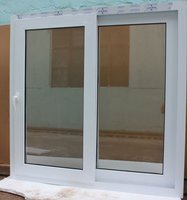 Ventanas Corredizas de PVC con Aislamiento Térmico y Diseño de Mosquitera para Uso Residencial