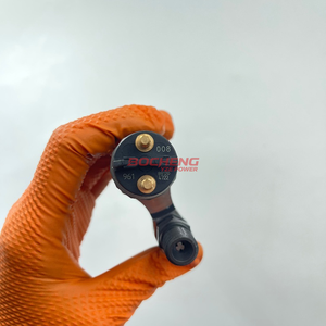 Inyector de Combustible Common Rail 0445120008, Inyector Diesel 97729095 8-97208-074-5 para GM Chevrolet GMC 6.6L LB7 Duramax - Product Image 4