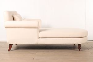 Sofá Cama Chaise Longue de Tres Plazas de Madera de Caoba Moderna con Acabado Beige para Mayor Comodidad en Sala de Estar o Dormitorio - Product Image 2
