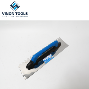 Manche de truelle crantée en pvc, truelle de plâtre, truelle à fentes professionnelle en acier inoxydable avec outils en vinyle en bois Jumbo de 280x115mm CN;SHG - Product Image 4