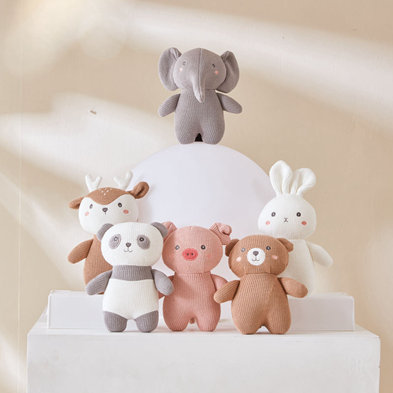 Wholesale Knitted Toys Customizable Plush Animals