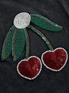 <span class=keywords><strong>Camicie</strong></span> a girocollo estive personalizzate da donna a maniche corte con Glitter ciliegio e decorazione con strass e paillettes T Shirt da donna - Product Image 3