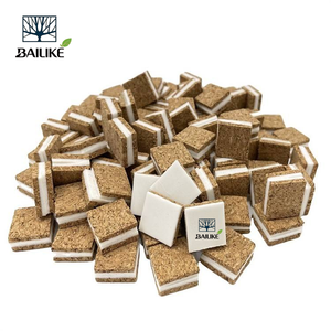 Entretoises de protection pour bords en liège avec colle amovible, dotées de caractéristiques exceptionnelles - Product Image 1