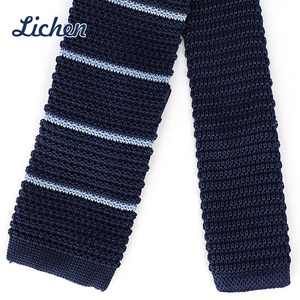 Personalizzazione uniforme cravatta lavorata a maglia da <span class=keywords><strong>uomo</strong></span> Casual <span class=keywords><strong>Slim</strong></span> Skinny Logo cravatta in maglia tessuta cravatta lavorata a maglia blu Navy - Product Image 4