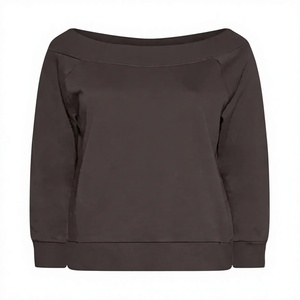 Crop tops élégants pour femmes, vêtements décontractés personnalisés pour femmes - Product Image 1
