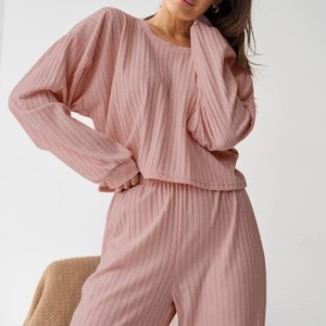 Vendita calda estate carino giovane abbigliamento per la casa comodo abbigliamento da notte in maglia morbida personalizzato in cotone di seta set da donna - Product Image 2