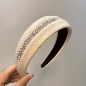 Serre-tête en strass de style coréen pour femmes, accessoire pour cheveux en cuir de couleur unie - Product Image 6