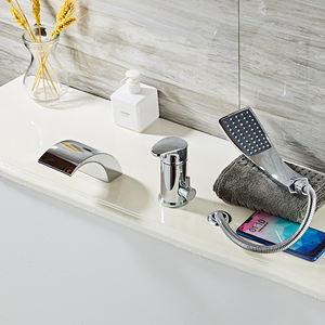 Robinet <span class=keywords><strong>de</strong></span> <span class=keywords><strong>douche</strong></span> à 3 trous <span class=keywords><strong>de</strong></span> Conversion chaude et froide, bec <span class=keywords><strong>de</strong></span> cascade monté sur le pont, baignoire, robinet <span class=keywords><strong>de</strong></span> <span class=keywords><strong>douche</strong></span>, Offre Spéciale - Product Image 3