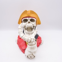Présentoir de refroidisseur de boissons fantaisie personnalisé en polyrésine, figurine squelette pirate capitaine, décoration en résine pour vin, vente en gros