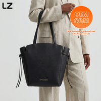 Sacs fourre-tout en cuir véritable LZ Private Label pour femmes, sacs bandoulière en cuir Nappa avec pompon, sac à main minimaliste noir en forme de seau