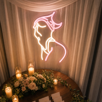 Lampe Murale LED Néon Silhouette Diablese Élégante avec Cornes de Diable pour Bar, Chambre, Fête, Publicité, Décoration Multi-usages