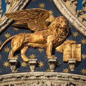 Estatua artística de bronce de Animal de fundición, escultura de León alado de bronce para decoración de Hotel de cinco estrellas - Product Image 1