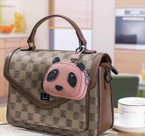 Étui pour écouteurs en cuir rigide Panda de haute qualité, petit sac de rangement pour clés - Product Image 4