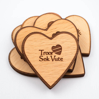 Jetons de cœur en bois de mariage câlin de poche en bois plat personnalisé écologique bon marché