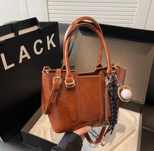 2026阿里巴巴快速发货女士纯色PU皮革手提包斜挎包，新款时尚女士奢华日常手提包准备发货 - Product Image 6