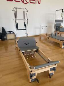 Reformer Pilates en bois d'érable de haute qualité de la marque JY, demi-trapèze, équipement d'exercice professionnel - Product Image 3