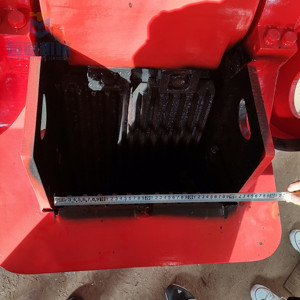 ราคาโรงงาน เครื่องบดกรามขนาดเล็ก Hengtong PE 200x300 พร้อมมอเตอร์ AC สำหรับอุตสาหกรรมการหลอมวัสดุก่อสร้างและเคมี - Product Image 6