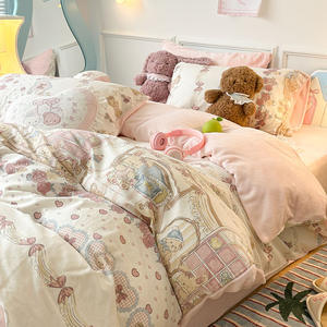 Juego de Cuatro Piezas de Felpa de Coral con Dibujos Animados, Diseño de Leche y Fufu, Cálido de Doble Cara, 200 Hilos, para Otoño e Invierno, Funda de Edredón, Protector de Colchón - Product Image 3