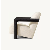 Fauteuil d'appoint moderne et luxueux en fourrure de mouton crème, écologique, avec structure en bois massif, pour chambre et salon