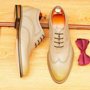 Chaussures habillées pour hommes en cuir tressé à la main, en cuir de vachette, à talon bas, respirantes et au design décontracté - Product Image 1