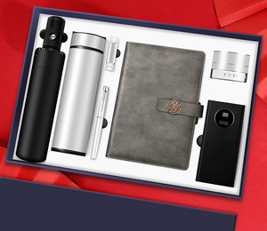 ชุดของขวัญธุรกิจสุดหรู 7 in 1 สำหรับพนักงาน ประกอบด้วยกระติกน้ำ พาวเวอร์แบงค์ ร่ม พร้อมสกรีนโลโก้ตามสั่ง - Product Image 5