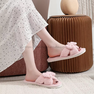 En promotion : Claquettes personnalisables à logo pour femme, à bout ouvert, en mousse pour la maison et la chambre, avec semelle extérieure en EVA, pour l'automne, l'hiver et l'été. - Product Image 6