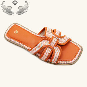 Sandales plates décontractées pour femmes, tendance, légères, respirantes et durables, idéales pour l'été et l'extérieur (vente en gros) - Product Image 3