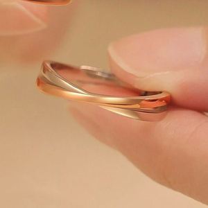 Collar de Pareja Romántico con Diseño de Cruz y Circones, Anillo de Pareja Brillante Mobius para Amantes, Hombres y Mujeres, Regalo de San Valentín - Product Image 5