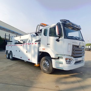 Grúa de Remolque Rotatoria de Servicio Pesado HOWO NX de 35 Toneladas 8x4 con Grúa Hidráulica de 360 Grados para Asistencia en Carretera - Product Image 2