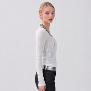 Conjunto de 2 Piezas de Punto Ajustado para Mujer, Top Halter a Rayas con Blusa de Manga Larga, Conjunto Casual Suave para Verano - Product Image 2