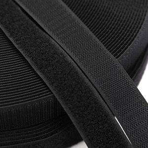 Bande auto-agrippante réutilisable double face pour sacs, noire, non collante, sans peluches, en polyester/nylon - Product Image 3