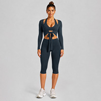 Ensemble de yoga 6 pièces pour femme : haut court à manches longues à nouer devant, boléro, soutien-gorge de sport à col halter et leggings taille haute – Tenue d'entraînement
