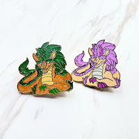 Broche en émail métallique peinte, motif dragon de dessin animé mignon, personnage d'anime fantastique, badge de revers, bijou, cadeau pour les amateurs de films