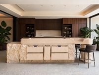 Îlot de cuisine sur mesure en pierre naturelle beige avec évier intégré en marbre, base en roche imperméable pour cuisine et salle à manger intérieure/extérieure