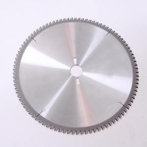 <span class=keywords><strong>Lame</strong></span> de scie à panneaux industrielle de 12 pouces, silencieuse, diamantée, PCD, pour le travail du bois, MDF, contreplaqué, 300*3.2/2.2*96T, blanche, OEM - Product Image 1