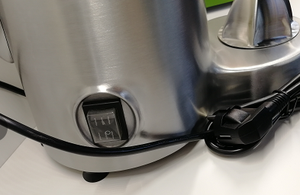 Machine <span class=keywords><strong>de</strong></span> cuisine commerciale <span class=keywords><strong>Extracteur</strong></span> <span class=keywords><strong>de</strong></span> <span class=keywords><strong>jus</strong></span> d'agrumes semi-automatique - Product Image 3